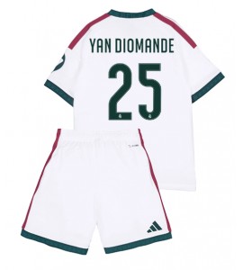 Real Madrid Yan Diomande #25 Jalkapallovaatteet Lasten Kotipeliasu 2026-27 Lyhythihainen (+ Lyhyet housut)